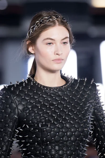 Look 14